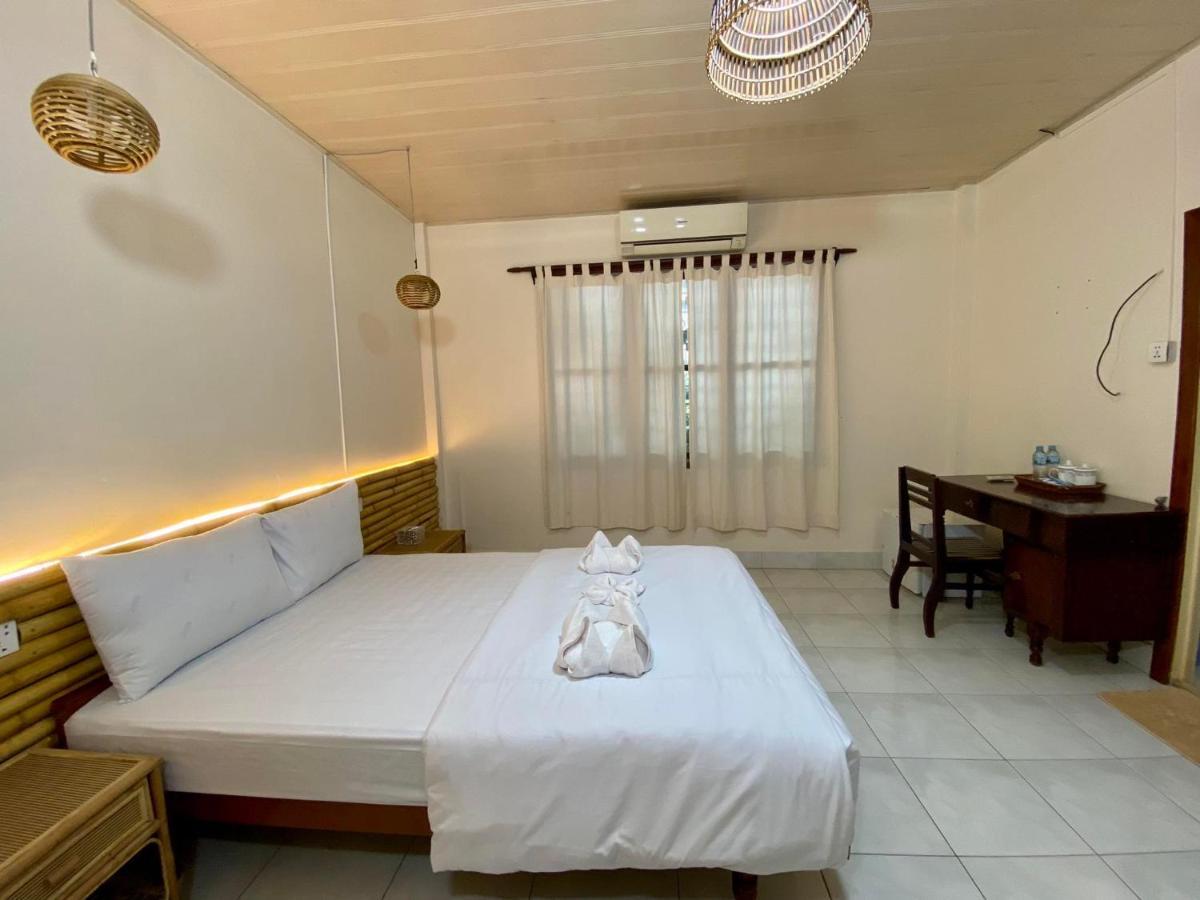 Ecran Riverfront Guesthouse 캄폿 외부 사진