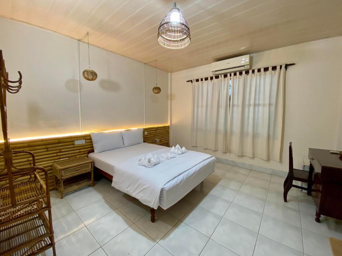 Ecran Riverfront Guesthouse 캄폿 외부 사진
