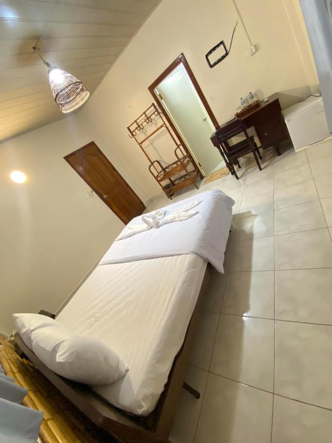 Ecran Riverfront Guesthouse 캄폿 외부 사진